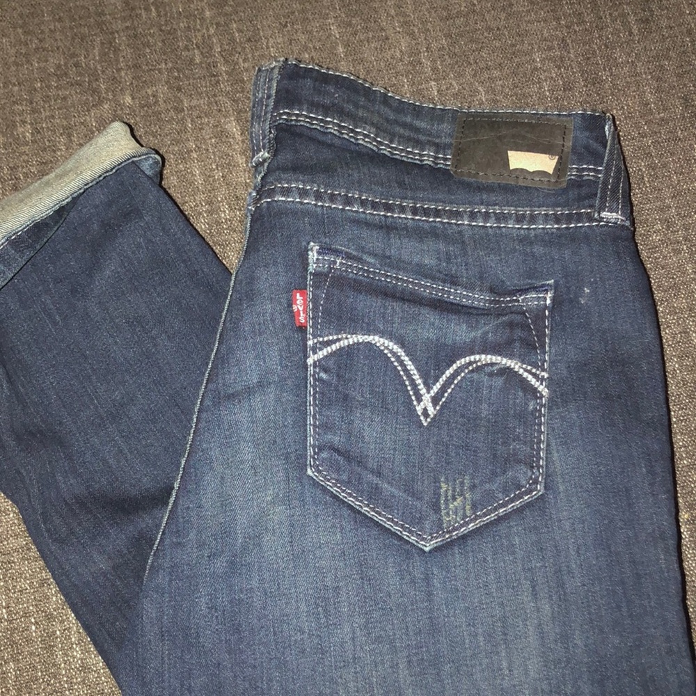 Demi curve low rise skinny Levi’s 27 x32